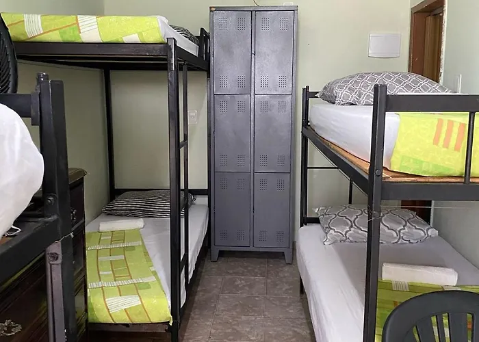 Quarto Apartamento Compartilhado Sta Teresa ao lado da Glória Rio de Janeiro